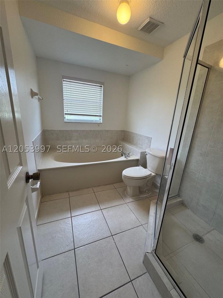 8908 Sw 223rd Ter #8908 - Photo 7 of 15