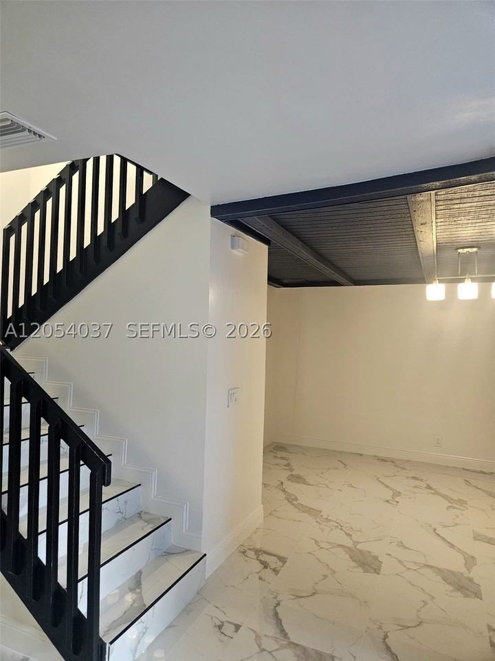 2950 Kirk Rd #2950 - Photo 4 of 10