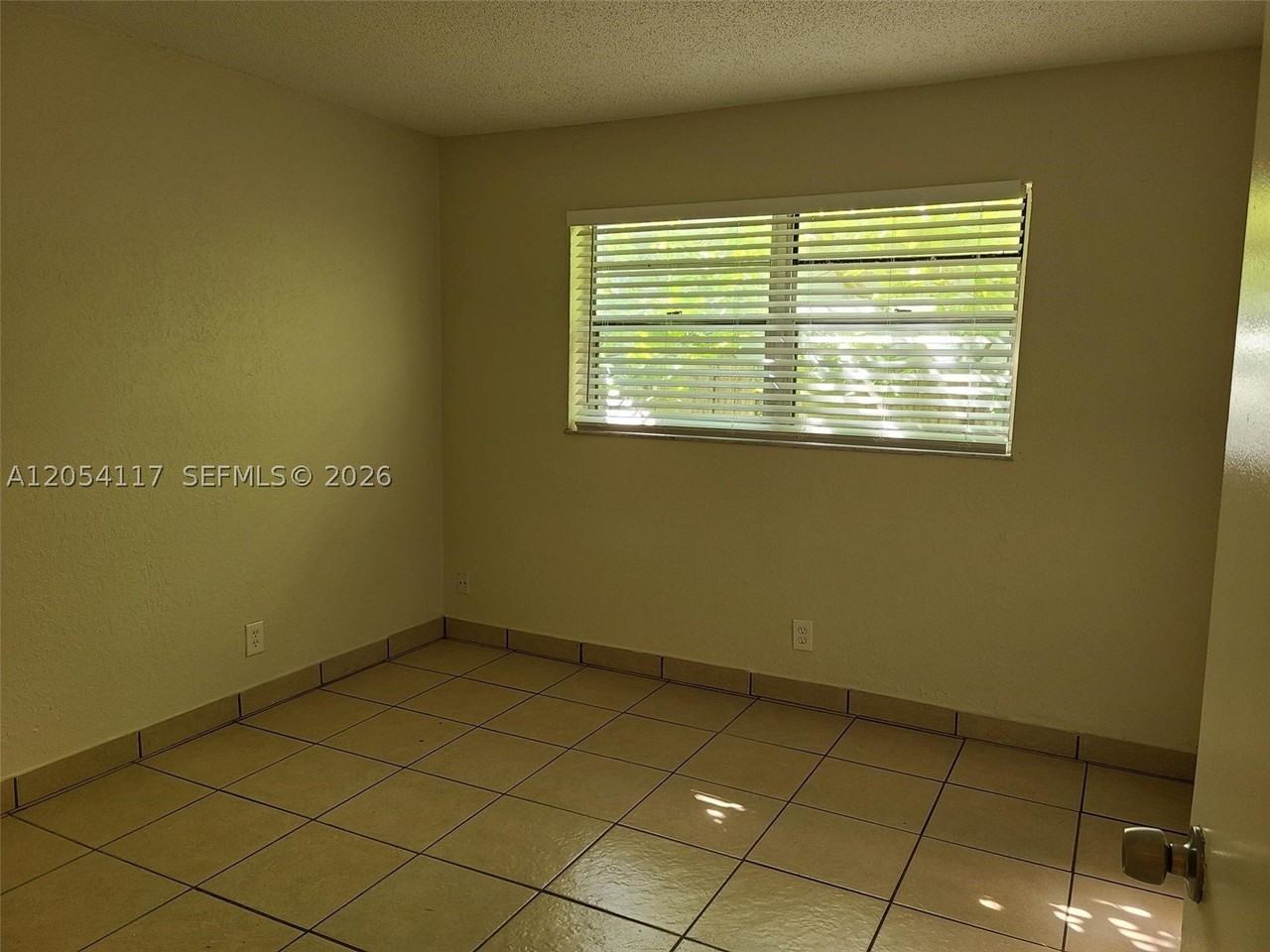 2117 Liberty St - Photo 5 of 11