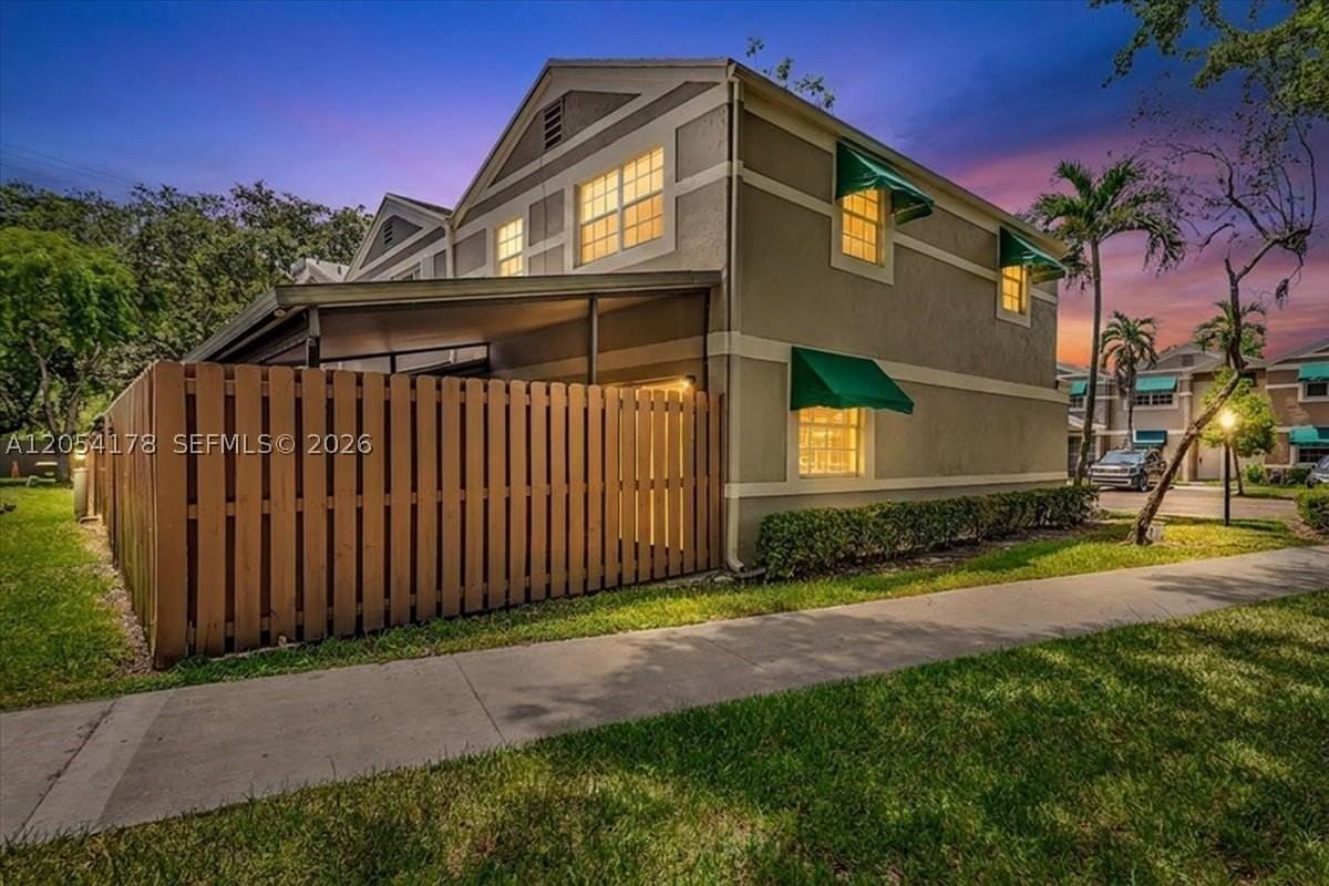 12370 Sw 52nd St #0 - Photo 2 of 50