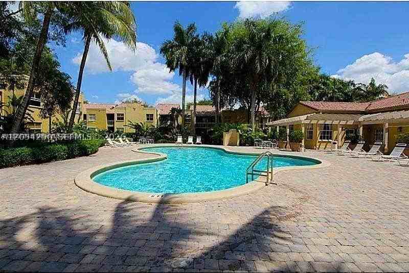 9760 Nw 47th Ter #167 - Photo 6 of 12