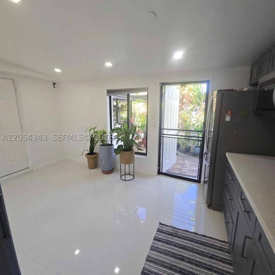 5600 Sw 112th Ave #0 - Photo 7 of 19