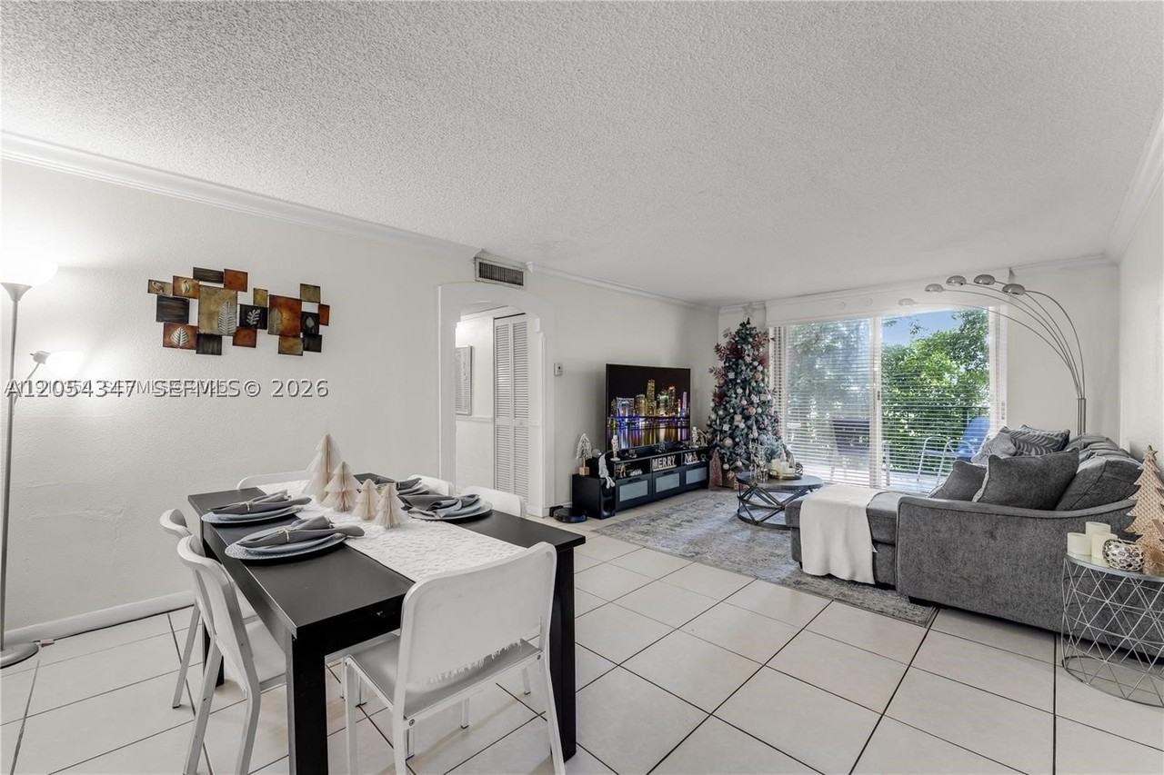 9320 Fontainebleau Blvd #215 - Photo 4 of 18