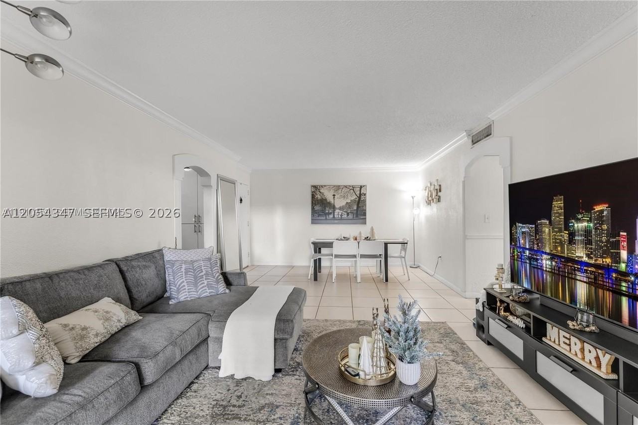 9320 Fontainebleau Blvd #215 - Photo 6 of 18