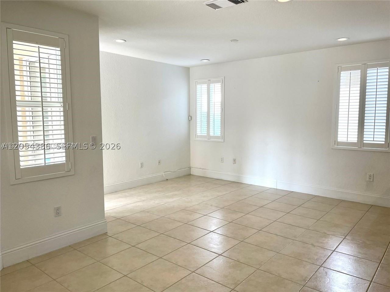 6644 Sw 163rd Pl #CB12 - Photo 6 of 23