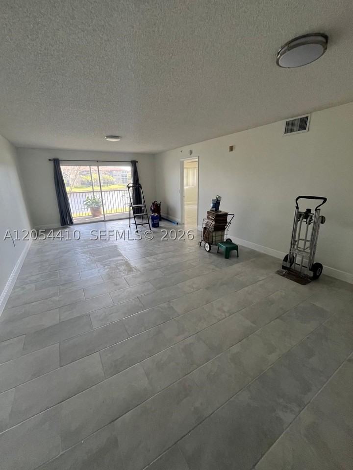 1351 Sw 141st Ave #207G - Photo 4 of 16