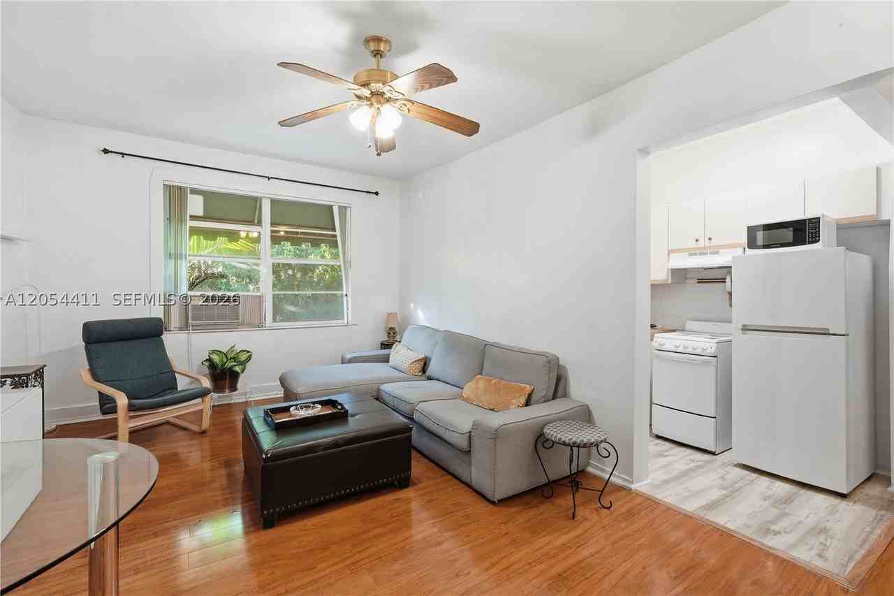 3409 S Le Jeune Rd #11 - Photo 4 of 19