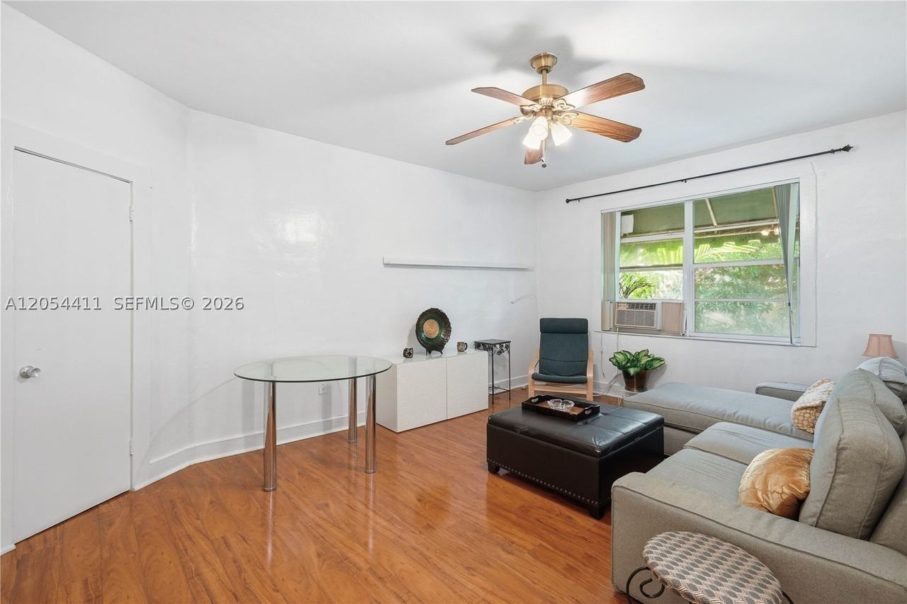 3409 S Le Jeune Rd #11 - Photo 6 of 19
