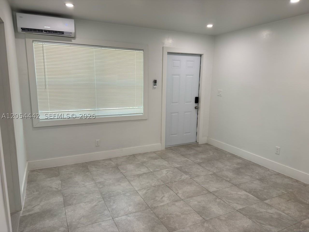 1838 Mckinley St #3 - Photo 4 of 10