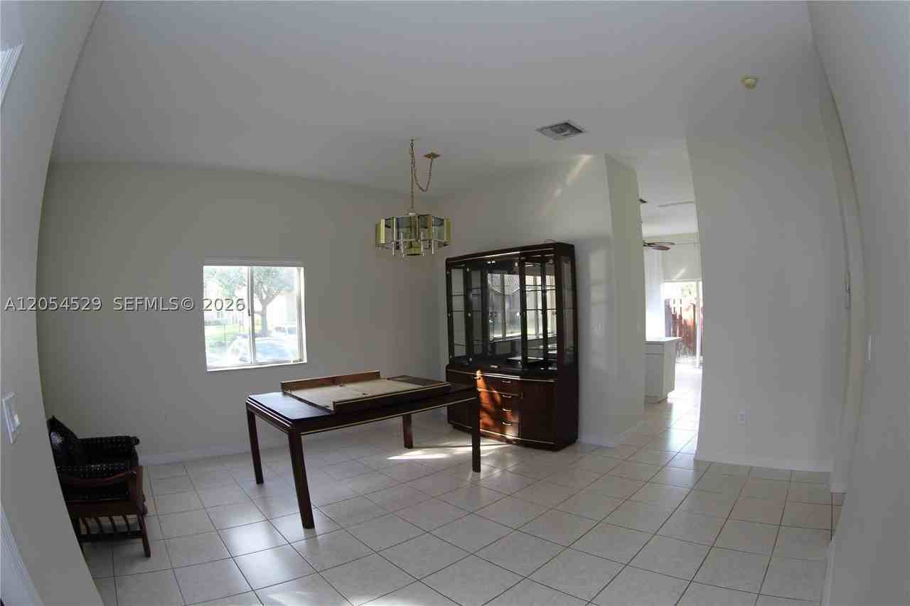 21511 Sw 87th Ct #21511 - Photo 4 of 25