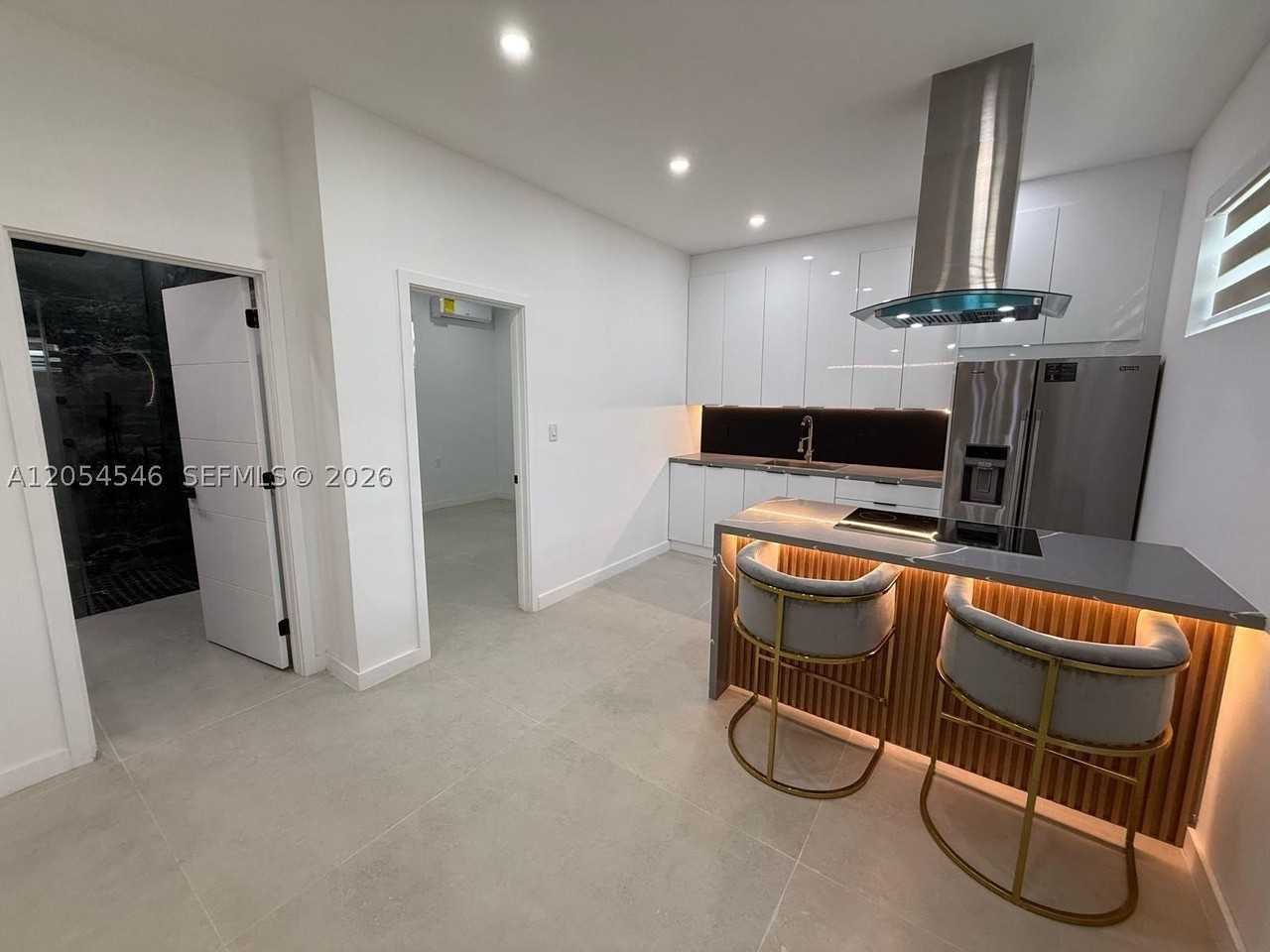 401 Nw 131st St #2A - Photo 3 of 17