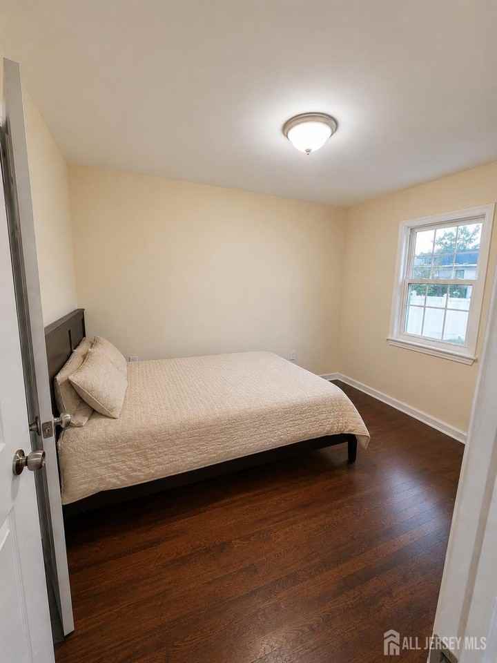 23 Mayfield Pl - Photo 4 of 14