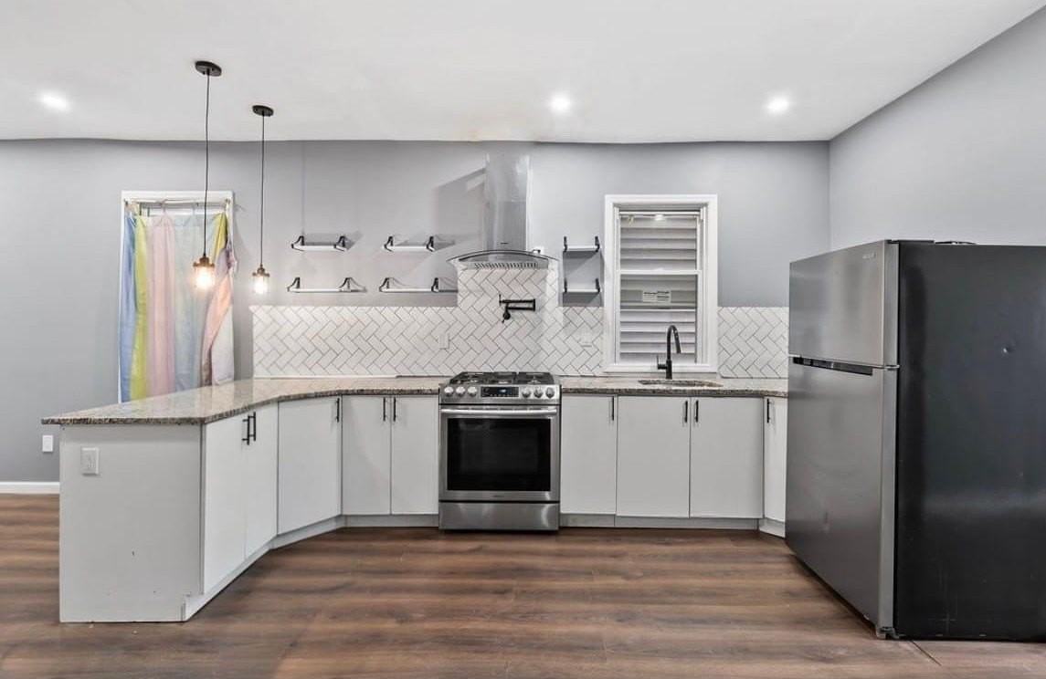 487 S 17th St #2FL - Photo 3 of 17