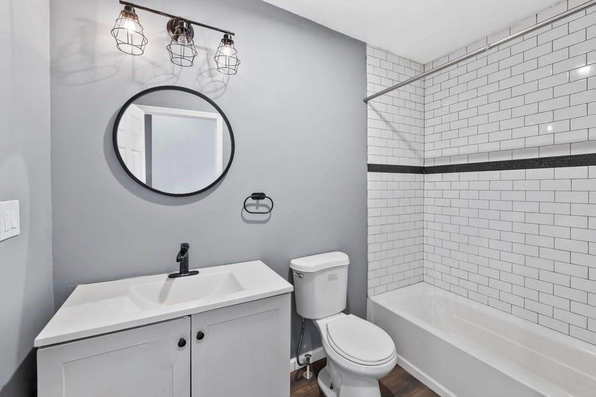 487 S 17th St #2FL - Photo 5 of 17