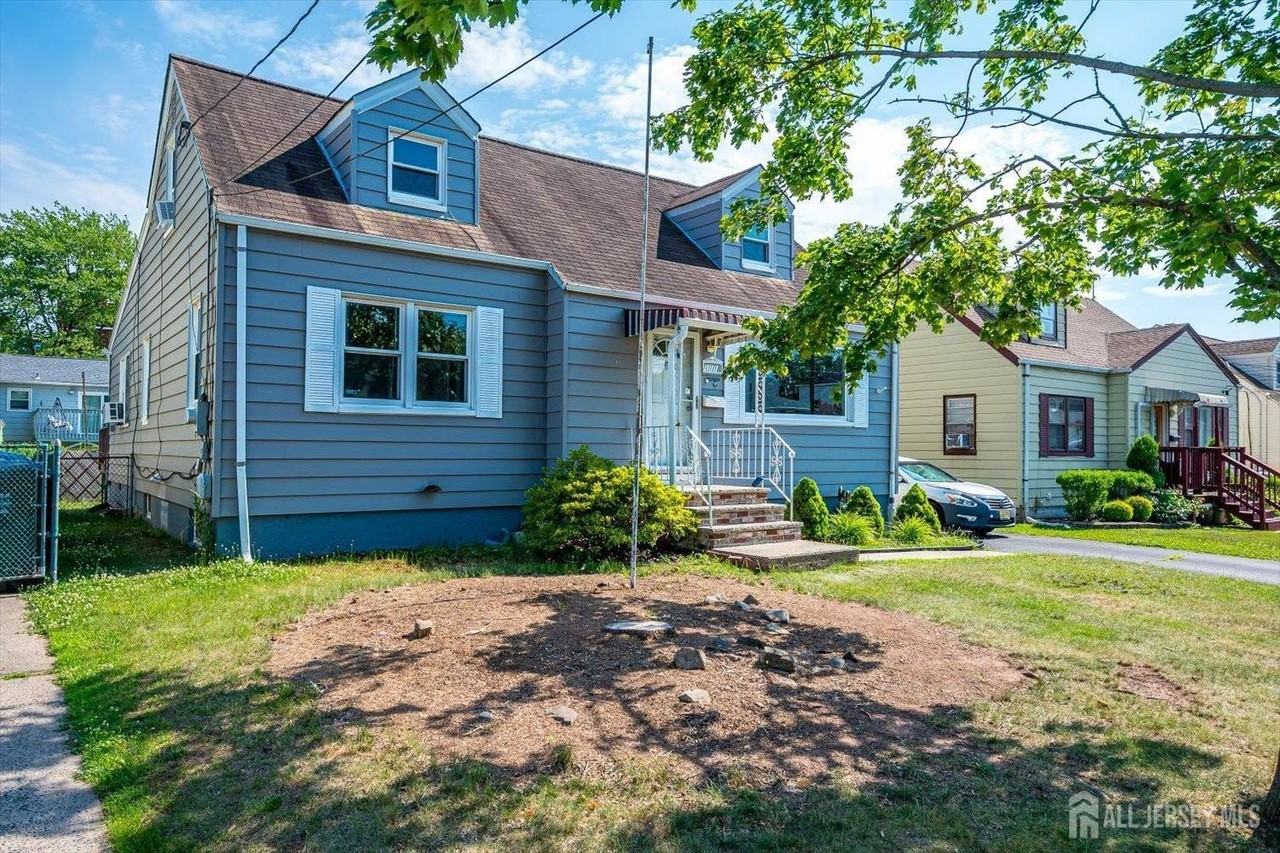 111 Sonora Ave - Photo 2 of 43