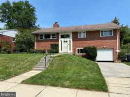 featured image of 6009 Cheshire Dr #1
