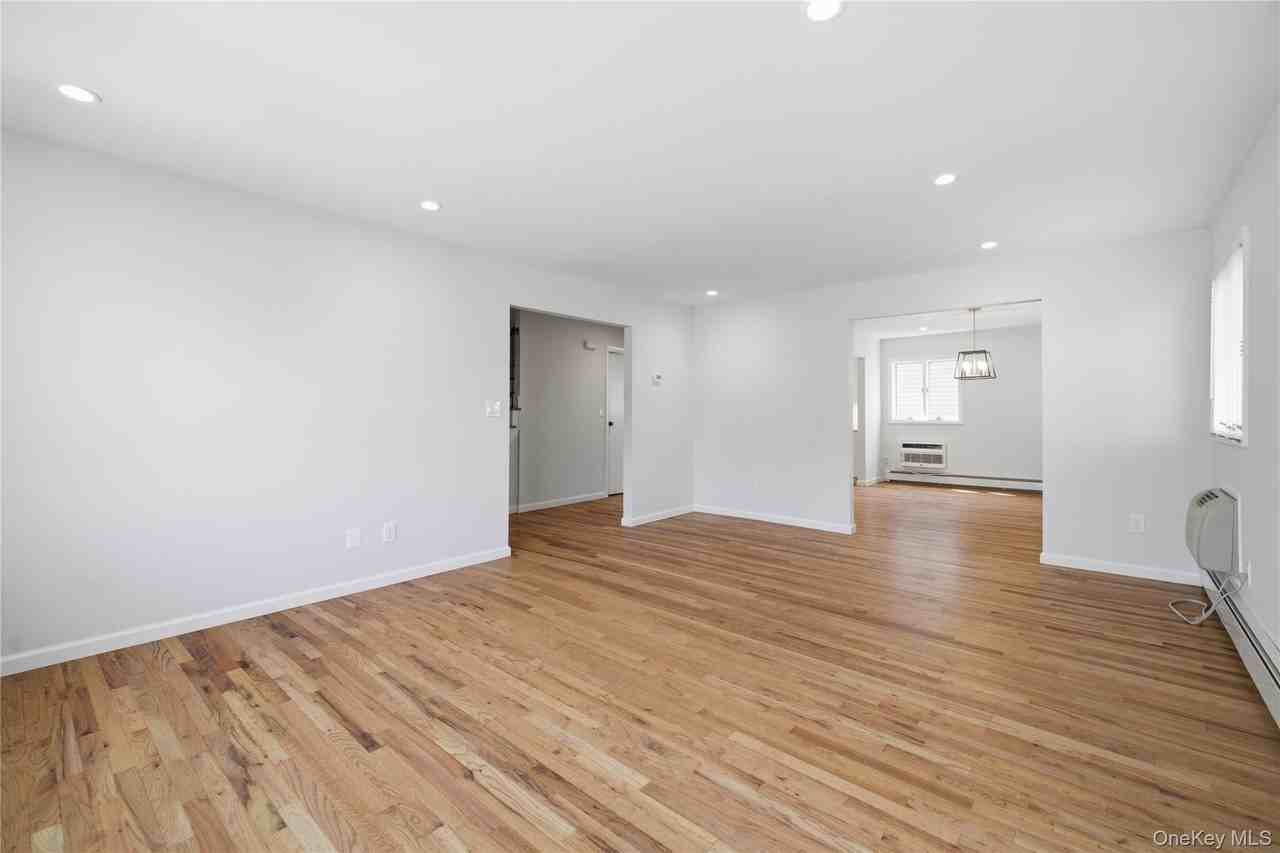580 E Pine St - Photo 4 of 38