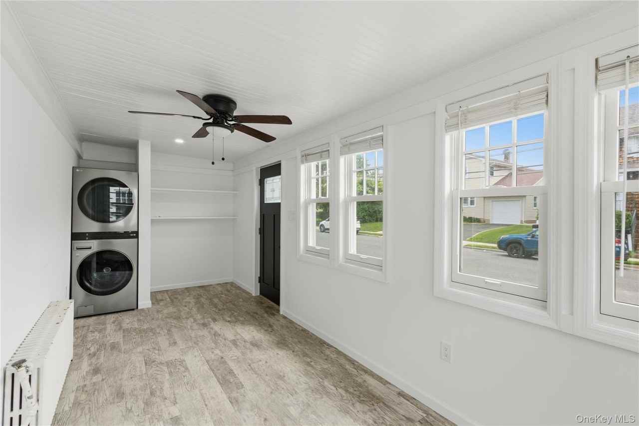 38 Smith St #1 - Photo 4 of 13