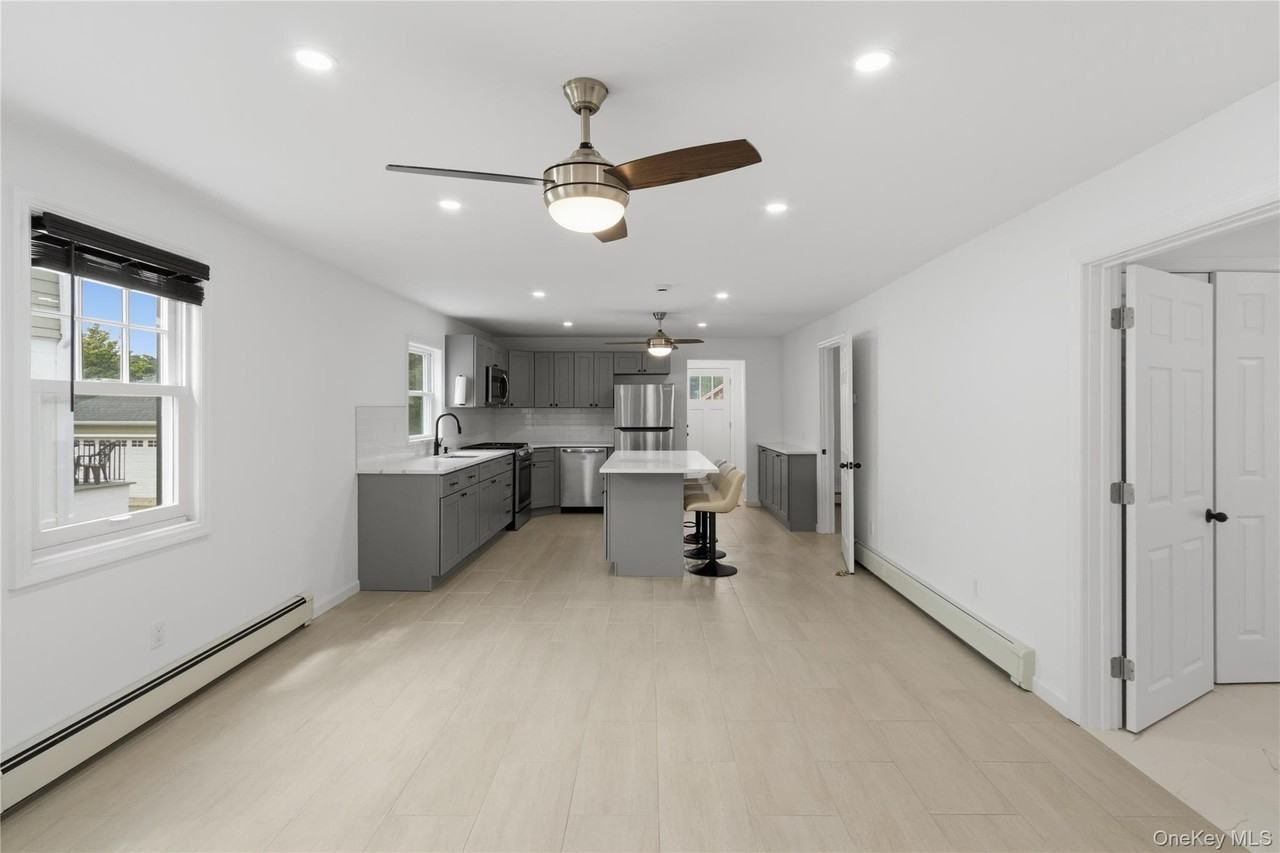38 Smith St #1 - Photo 6 of 13