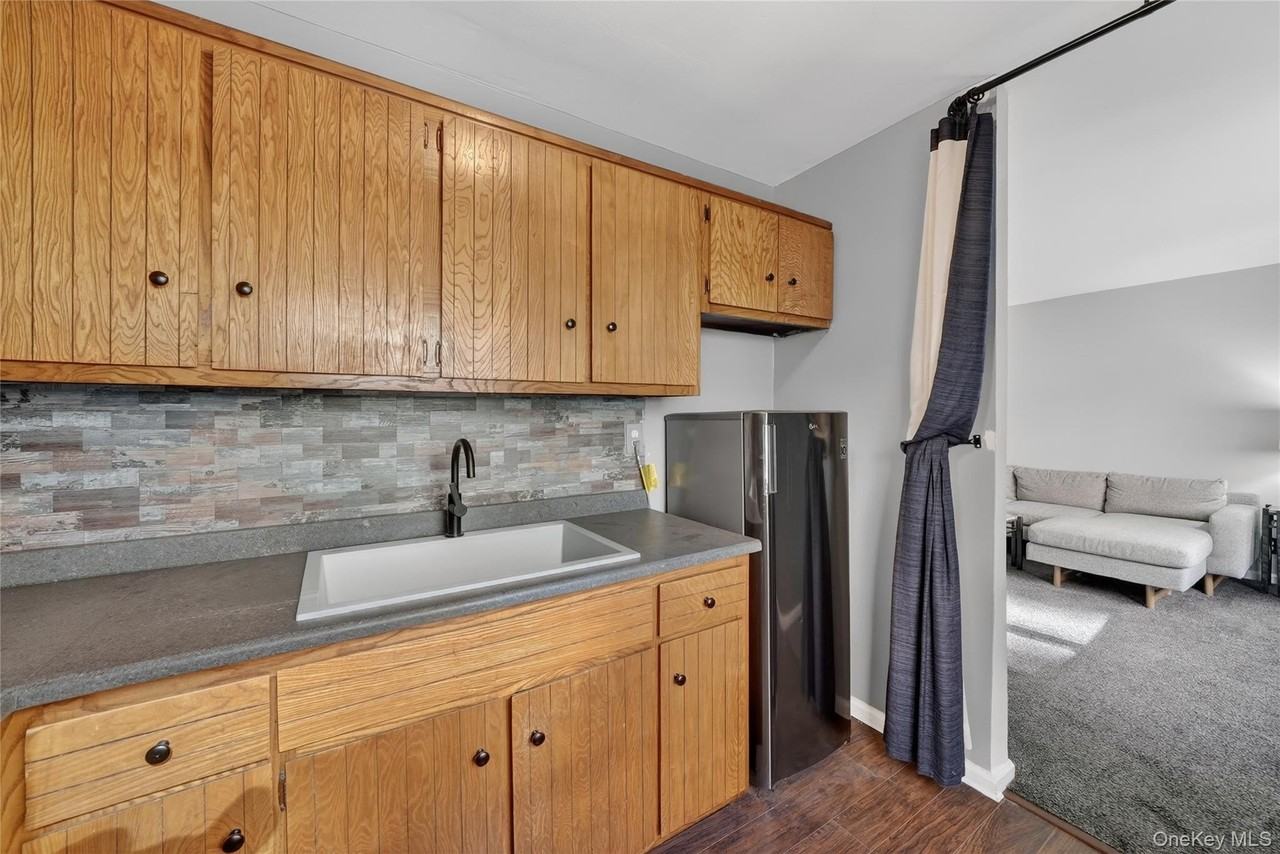 25 Franklin Ave #2K - Photo 7 of 16