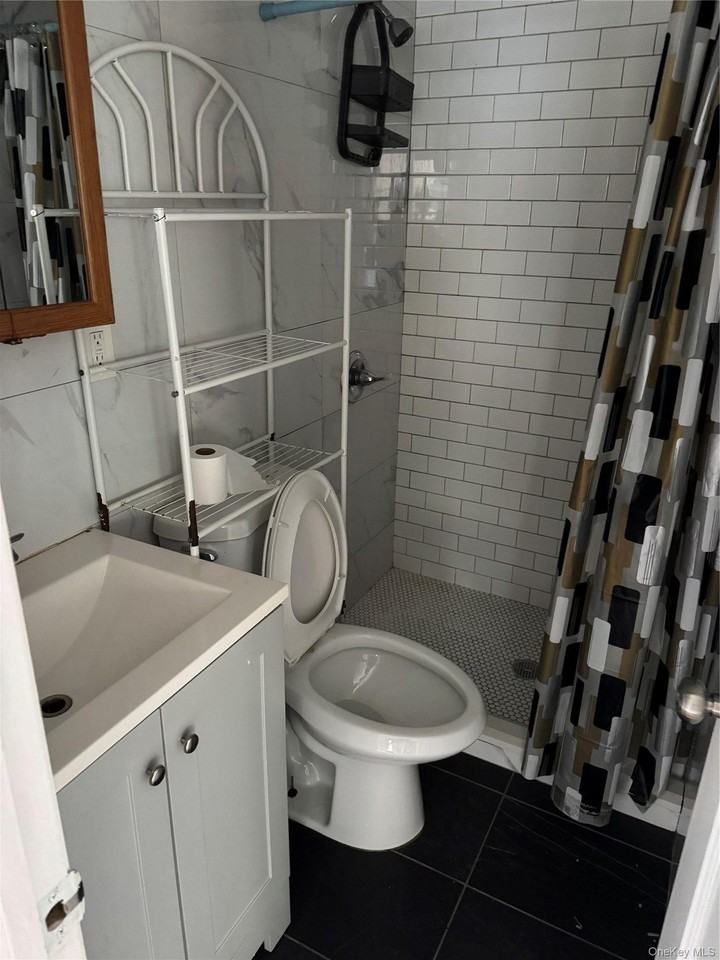 9021 Winchester Blvd - Photo 3 of 4