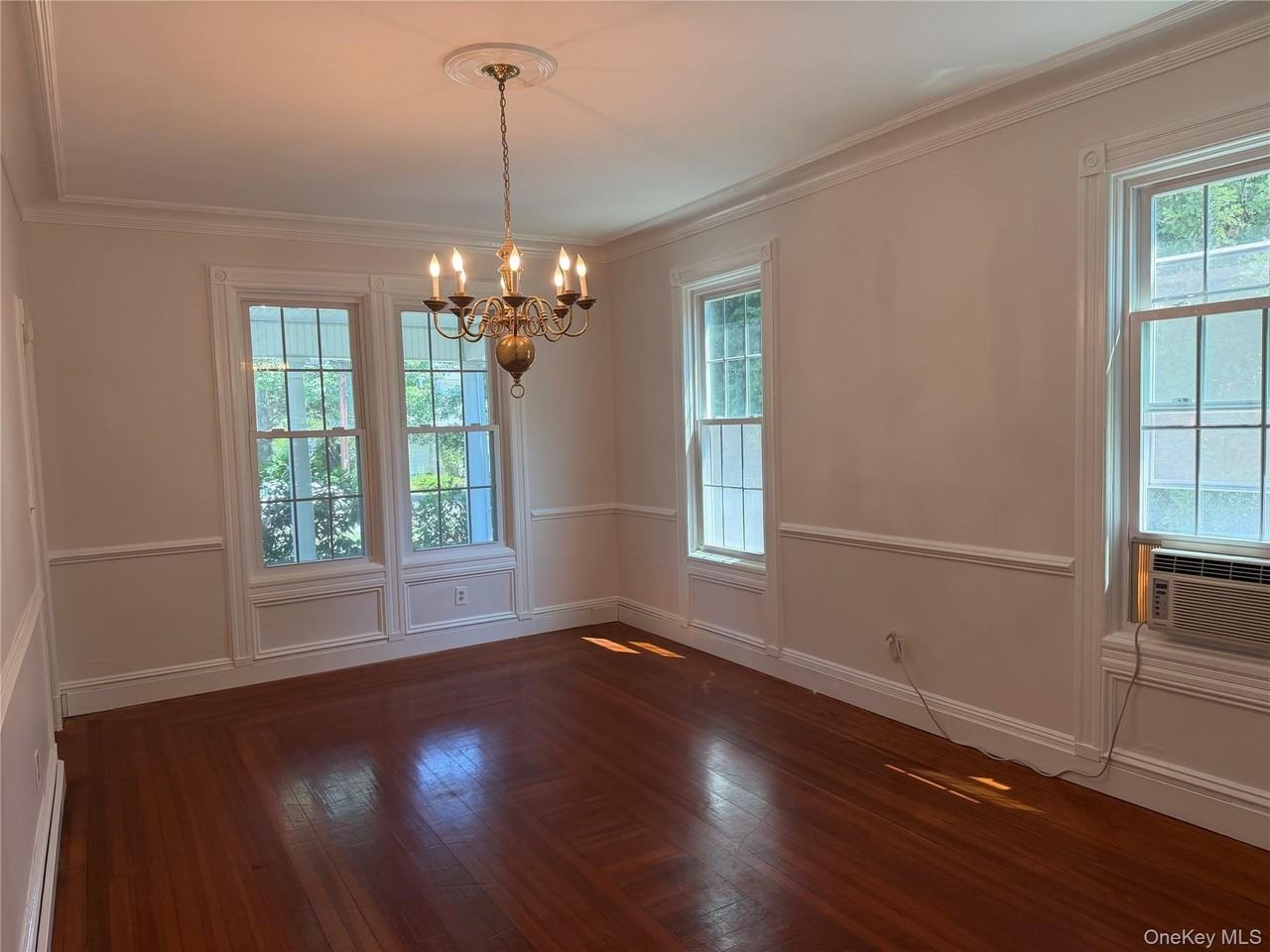 13 Walnut St - Photo 3 of 17