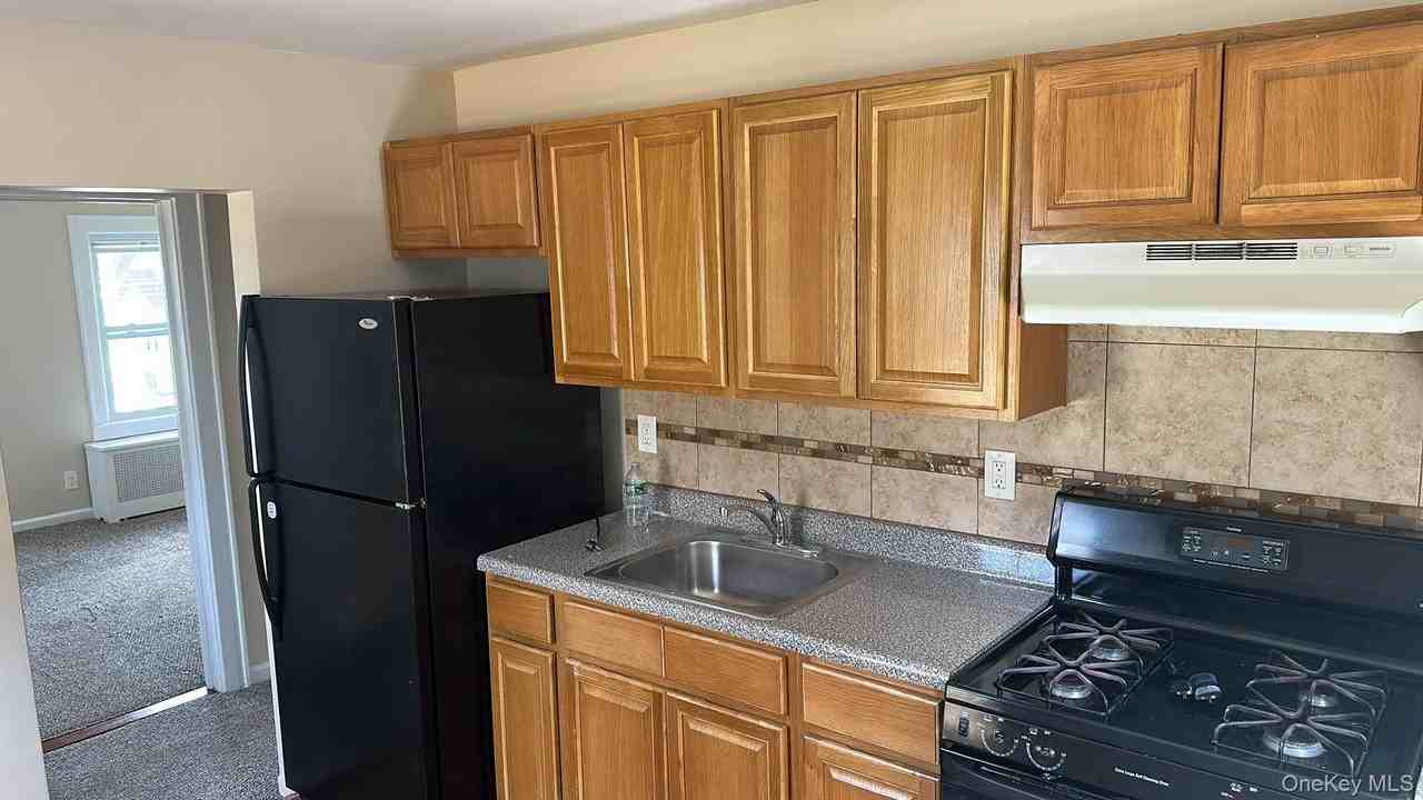 28 Stowe Pl - Photo 2 of 10