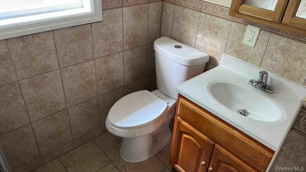 28 Stowe Pl - Photo 5 of 10