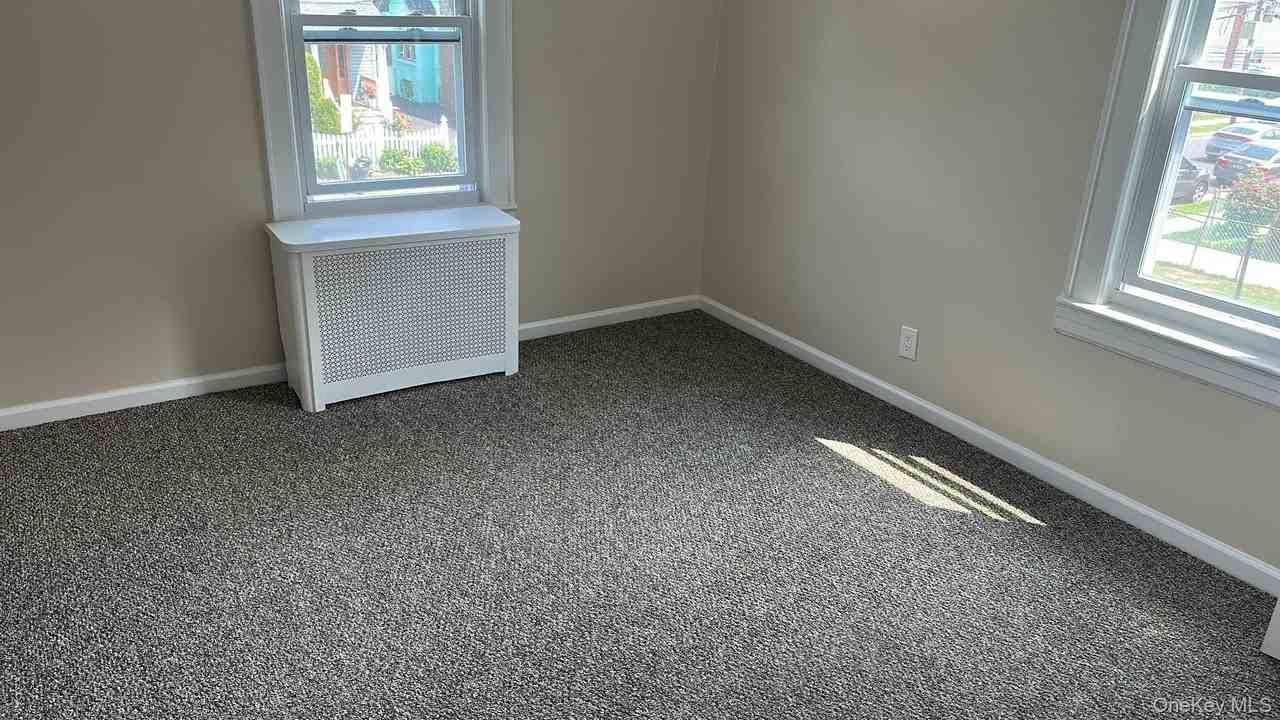 28 Stowe Pl - Photo 6 of 10