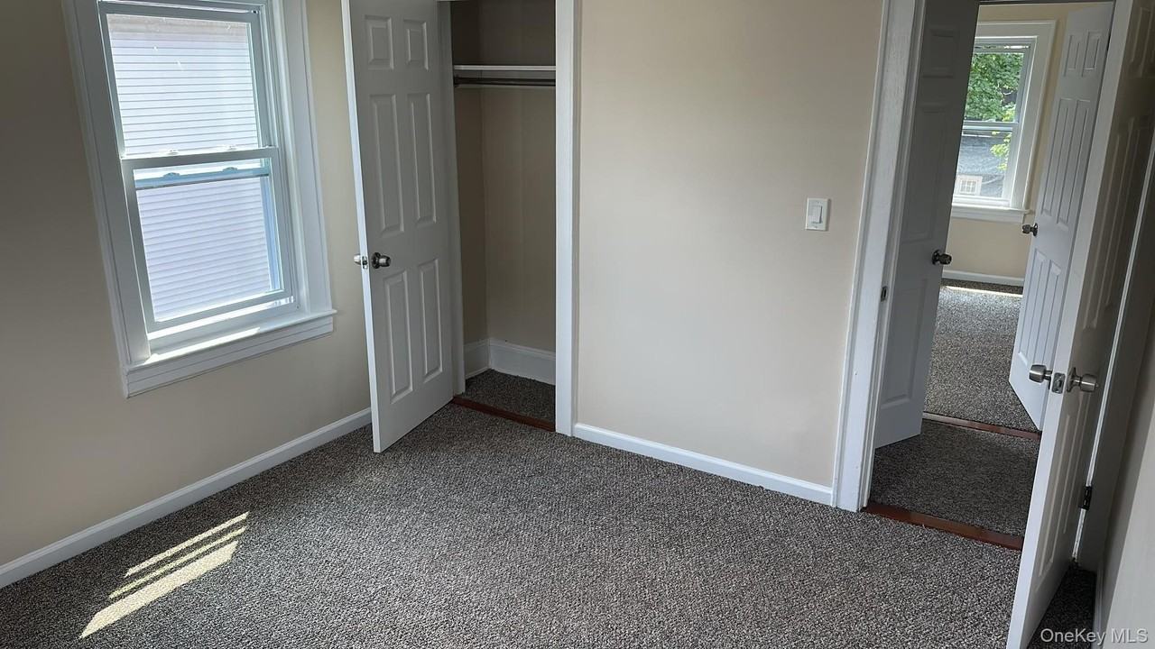28 Stowe Pl - Photo 7 of 10