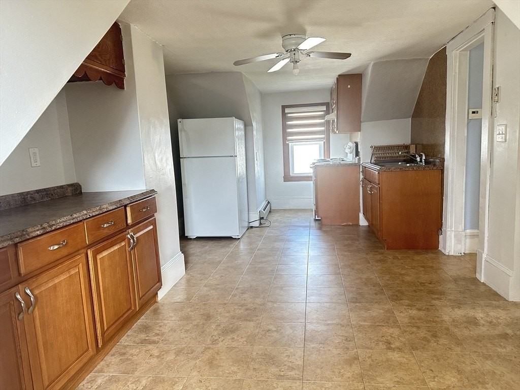 18 Brookfield St #18B - Photo 6 of 16