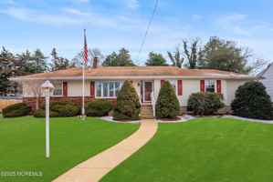 featured image of 221 Belmar Ave