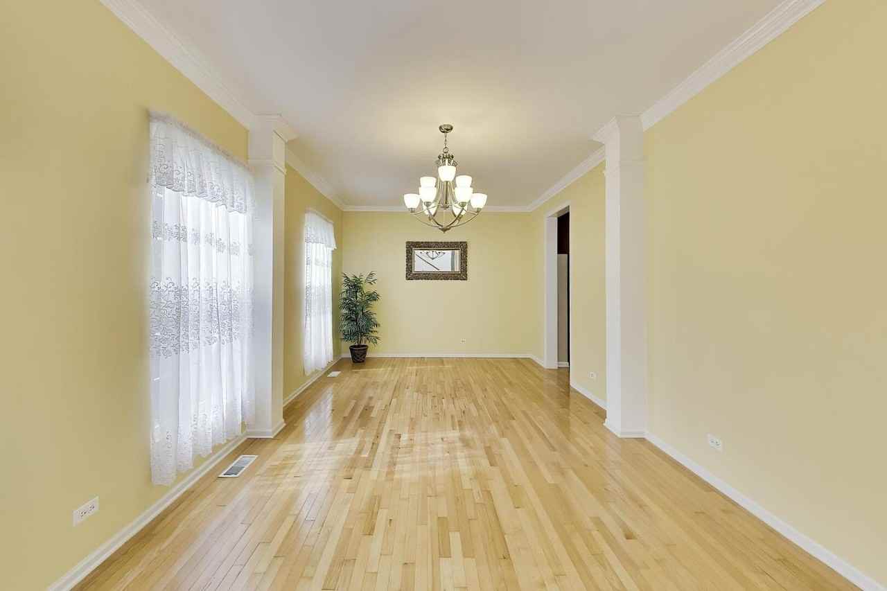 501 Tuscany Dr - Photo 7 of 48
