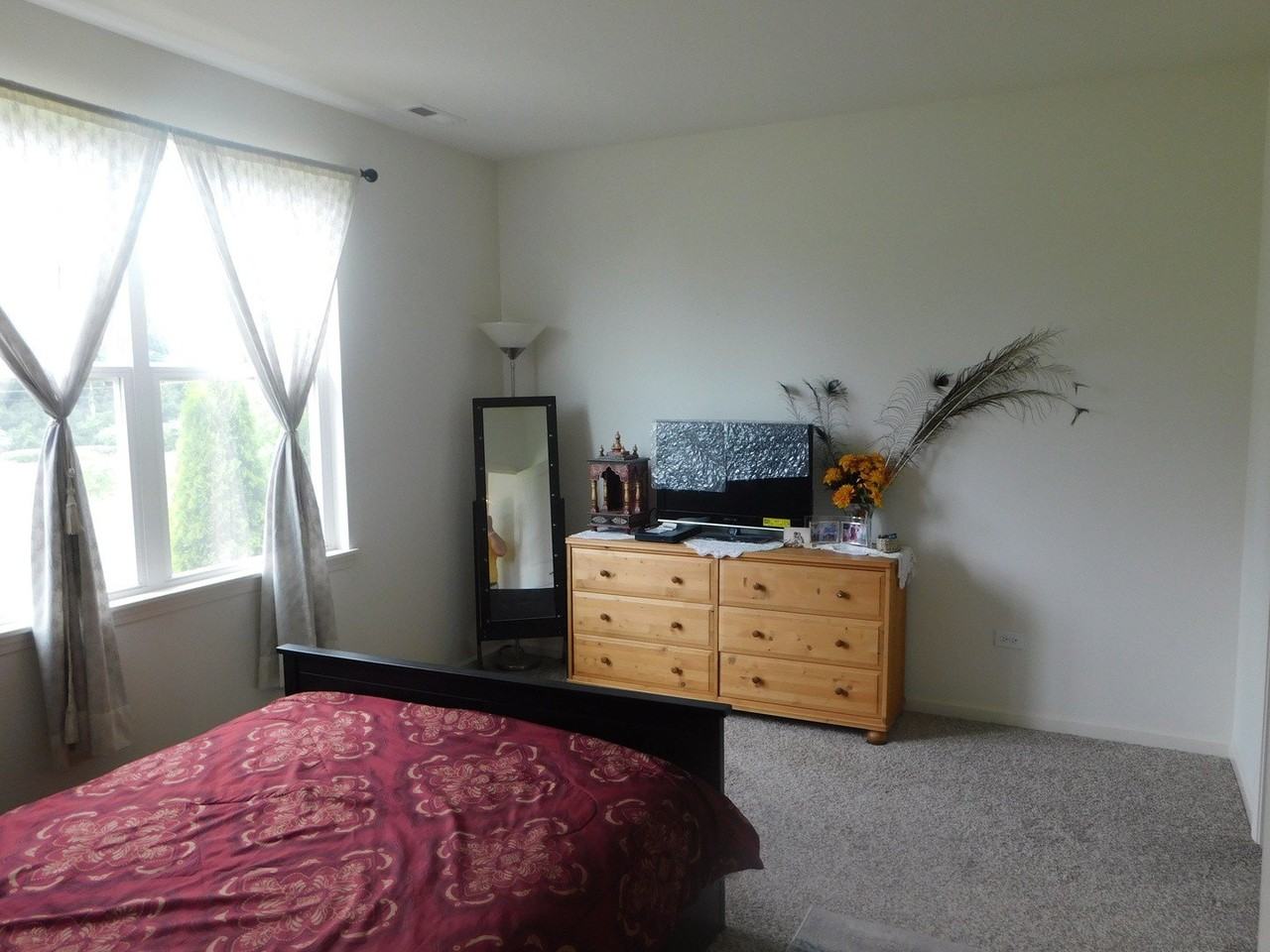 944 Darwin St - Photo 6 of 15