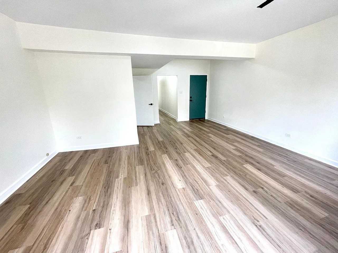 5623 S Prairie Ave #3S - Photo 5 of 18