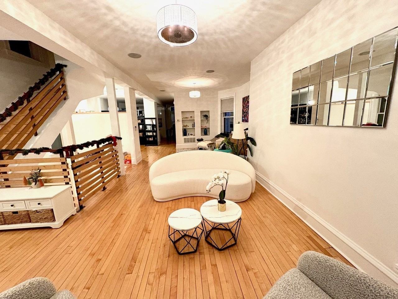 2441 N Mozart St - Photo 2 of 35