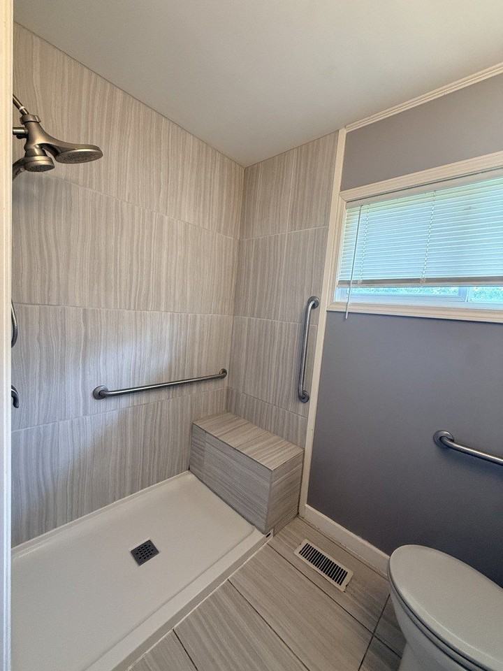 126 Nauvoo St - Photo 4 of 8