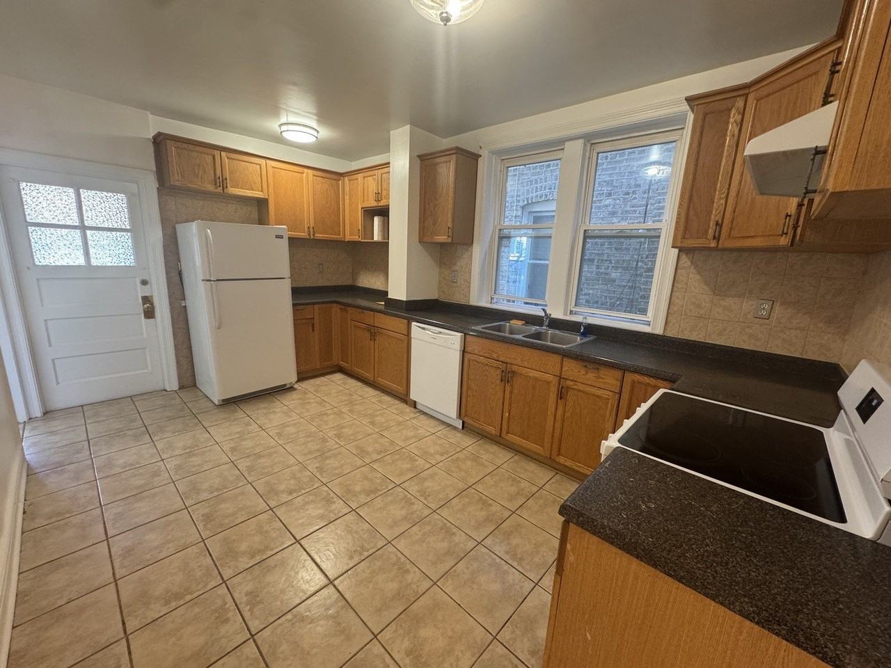5849 N Campbell Ave #1 - Photo 6 of 15