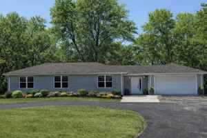 featured image of 8418 Meadowbrook Dr