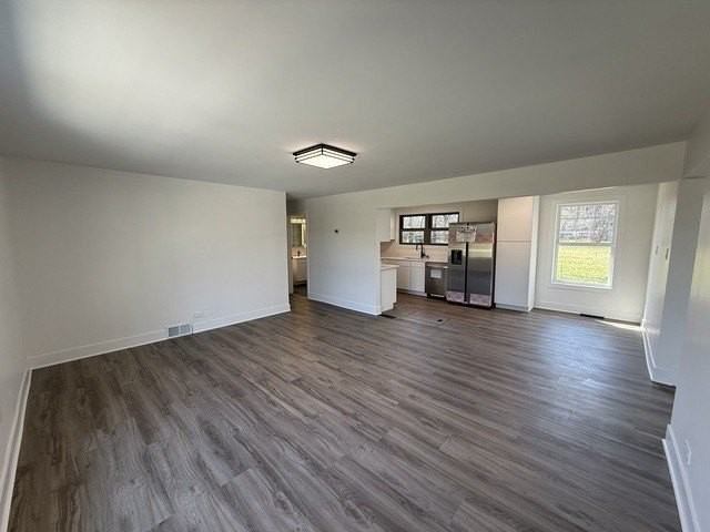 8418 Meadowbrook Dr - Photo 5 of 19