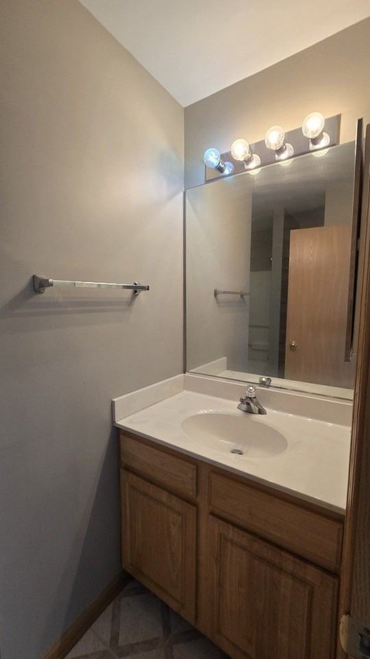 2053 Grayhawk Dr - Photo 7 of 13