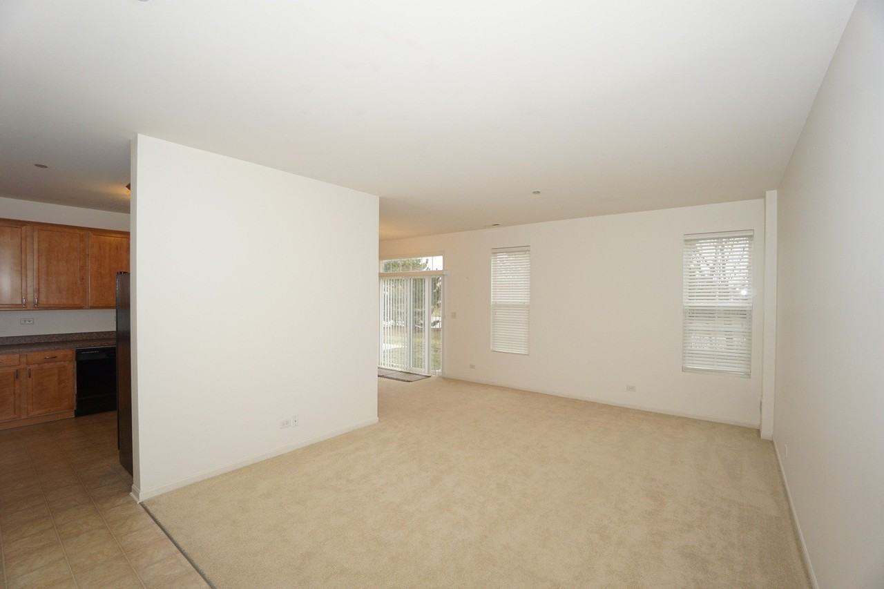210 Portage Ln #D - Photo 3 of 18