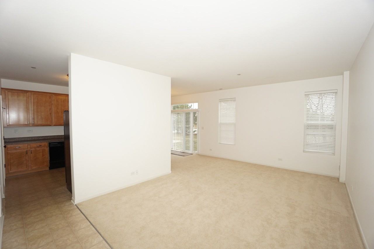 210 Portage Ln #D - Photo 4 of 18