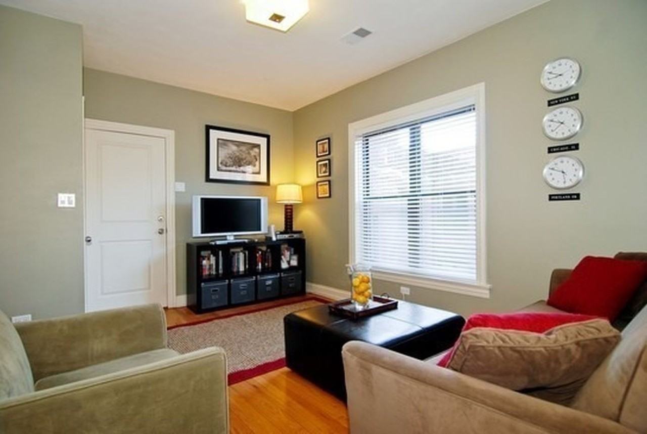 903 W Cornelia Ave #3N - Photo 2 of 9