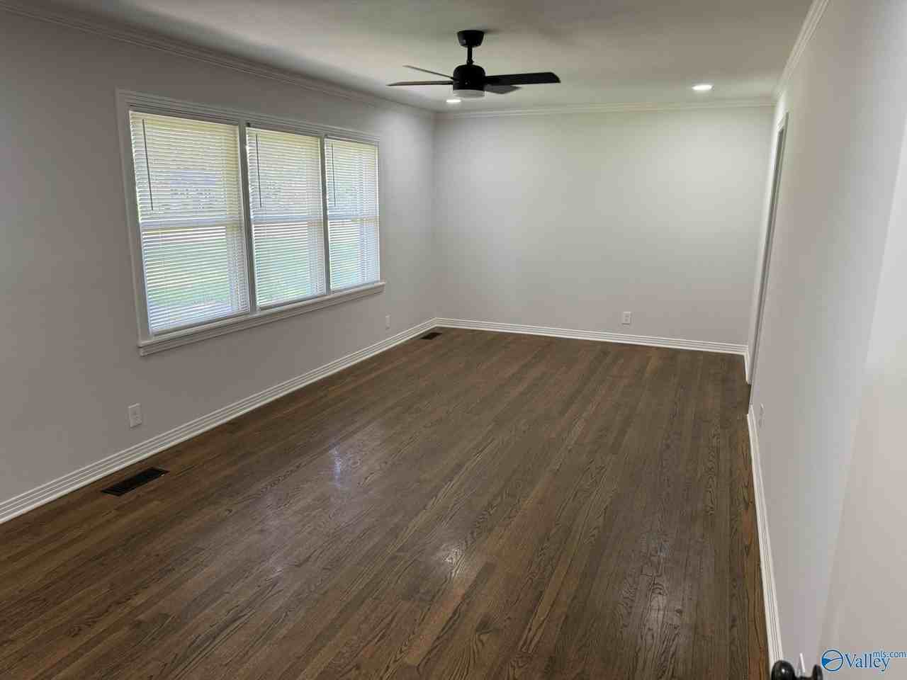 3702 Vogel Dr Nw - Photo 4 of 21