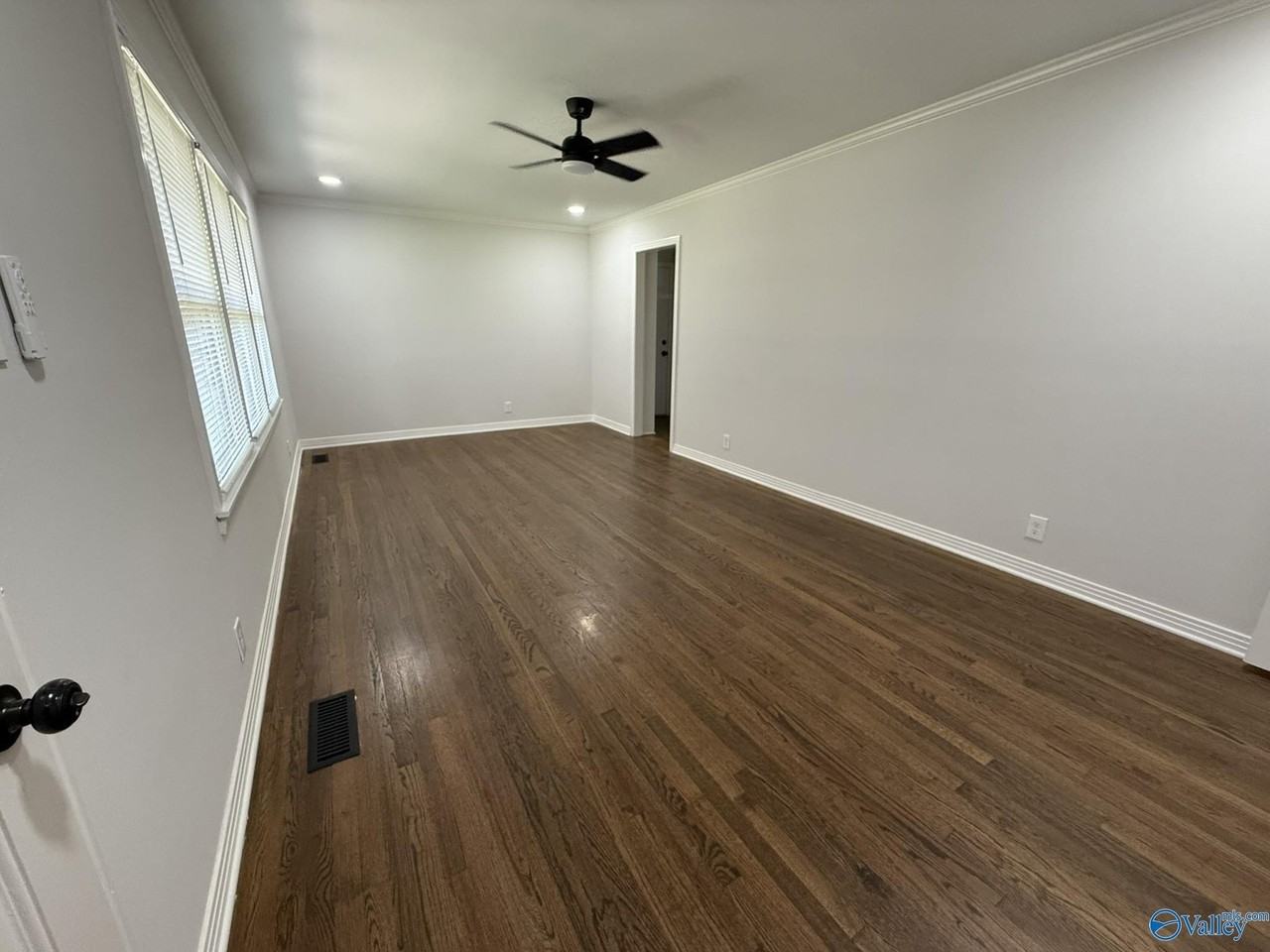 3702 Vogel Dr Nw - Photo 5 of 21