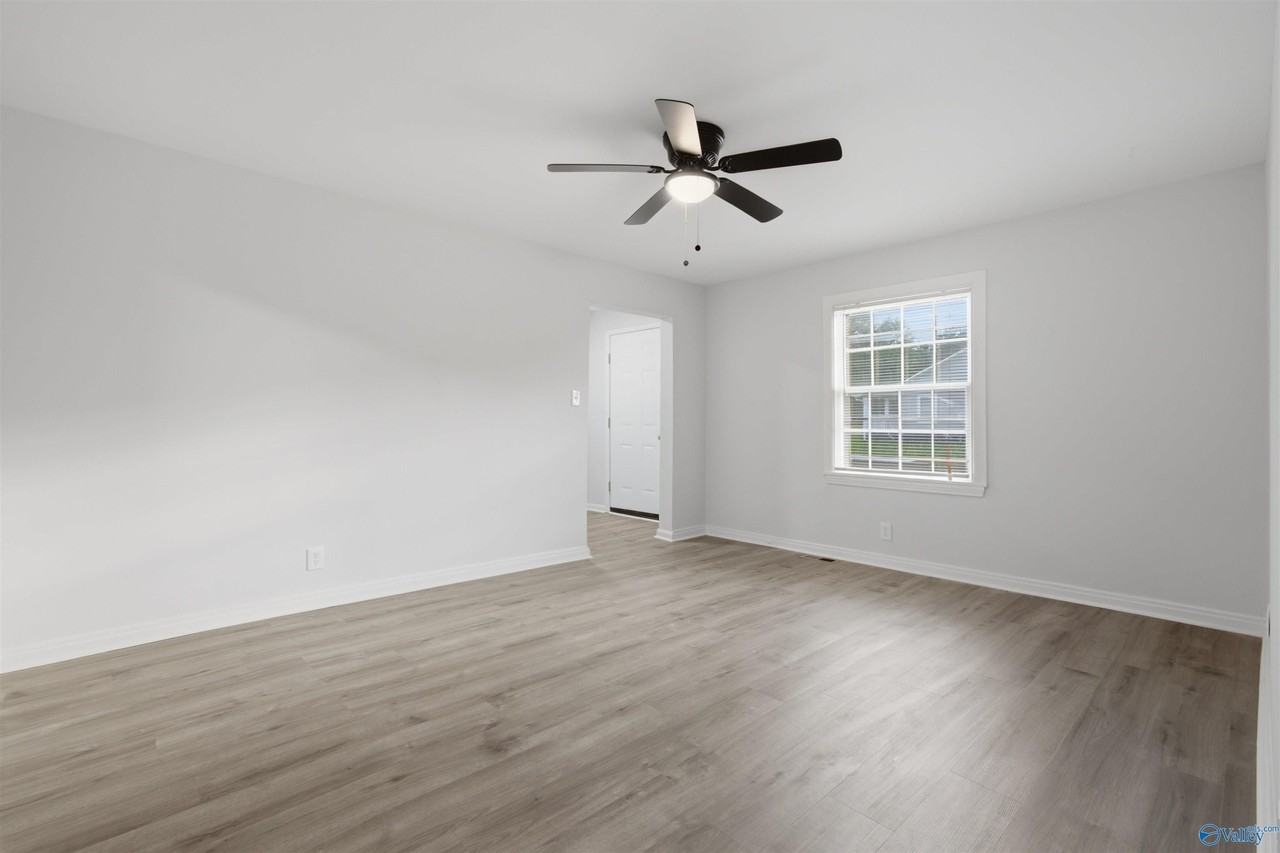 2608 8th Ave Sw #C - Photo 2 of 11