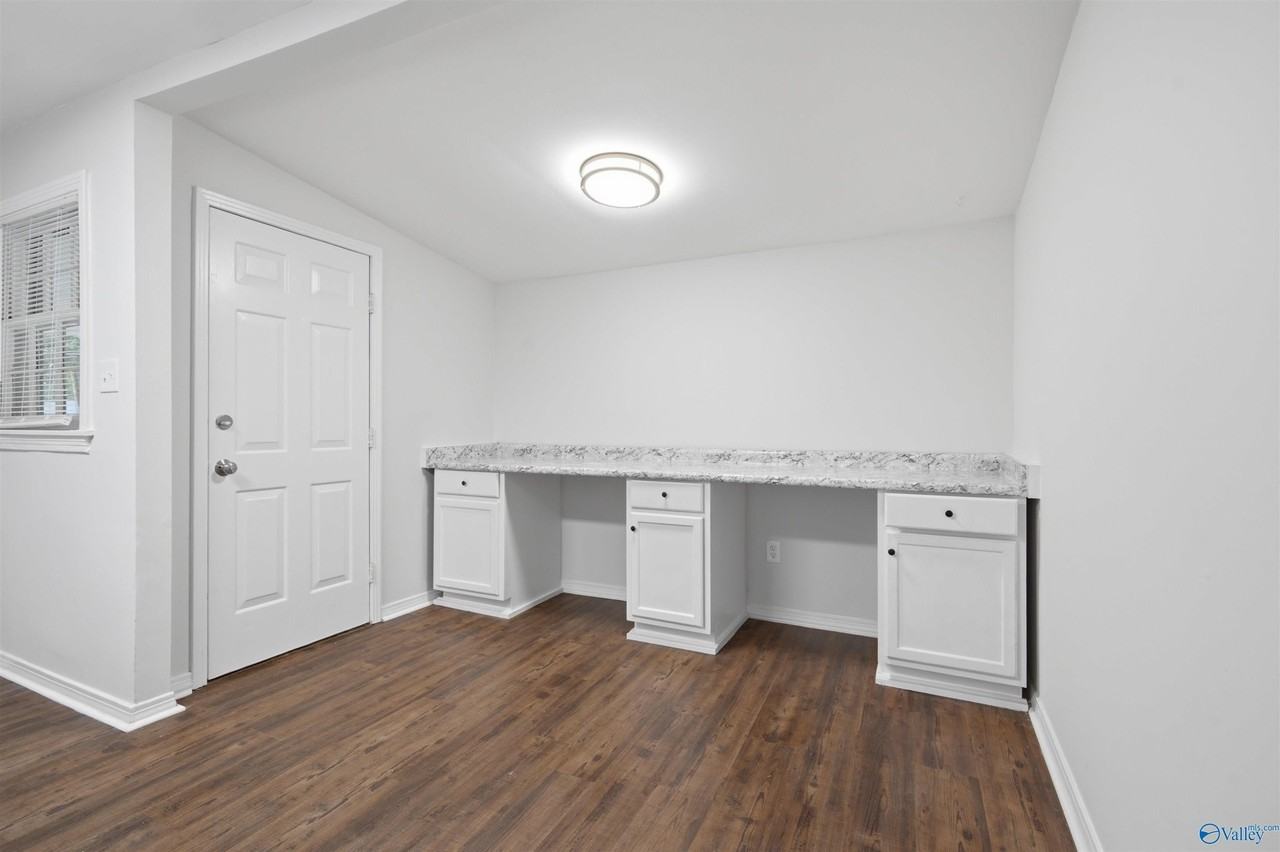 2608 8th Ave Sw #C - Photo 3 of 11