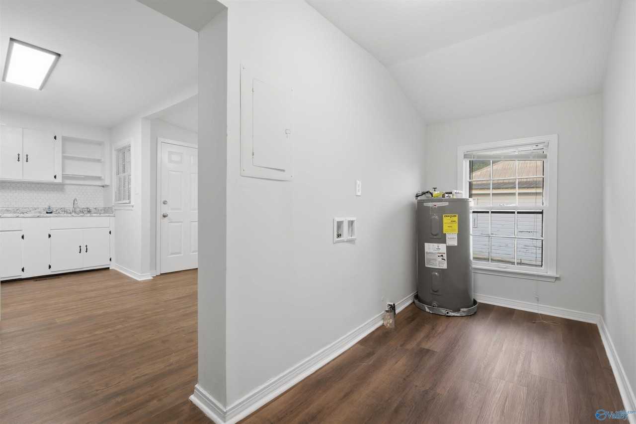 2608 8th Ave Sw #C - Photo 5 of 11
