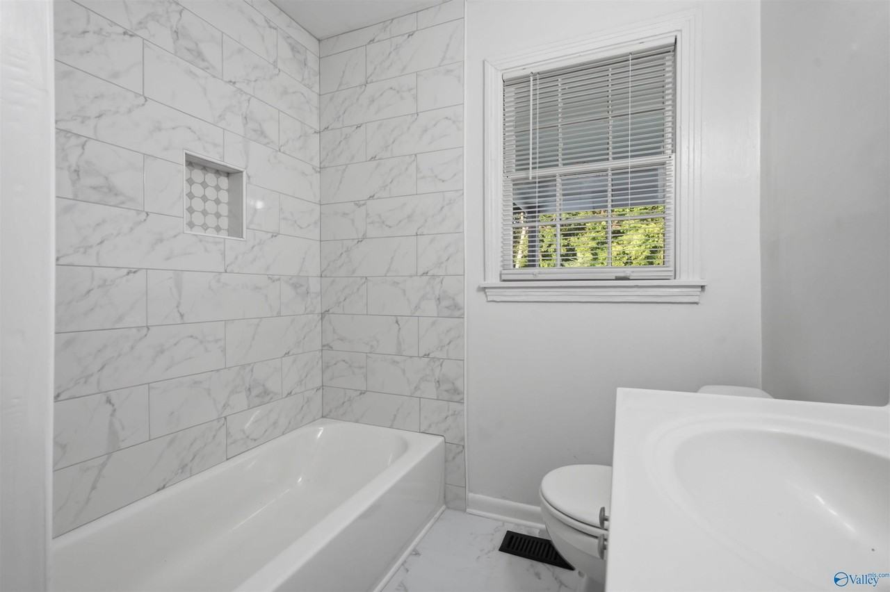 2608 8th Ave Sw #C - Photo 7 of 11